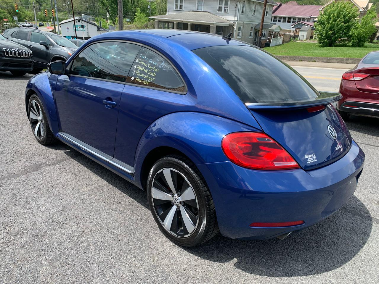 Volkswagen Beetle 2.0T Turbo 2013
