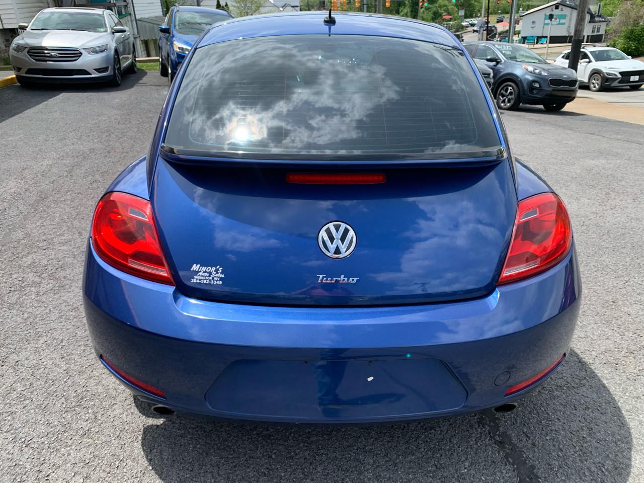 Volkswagen Beetle 2.0T Turbo 2013
