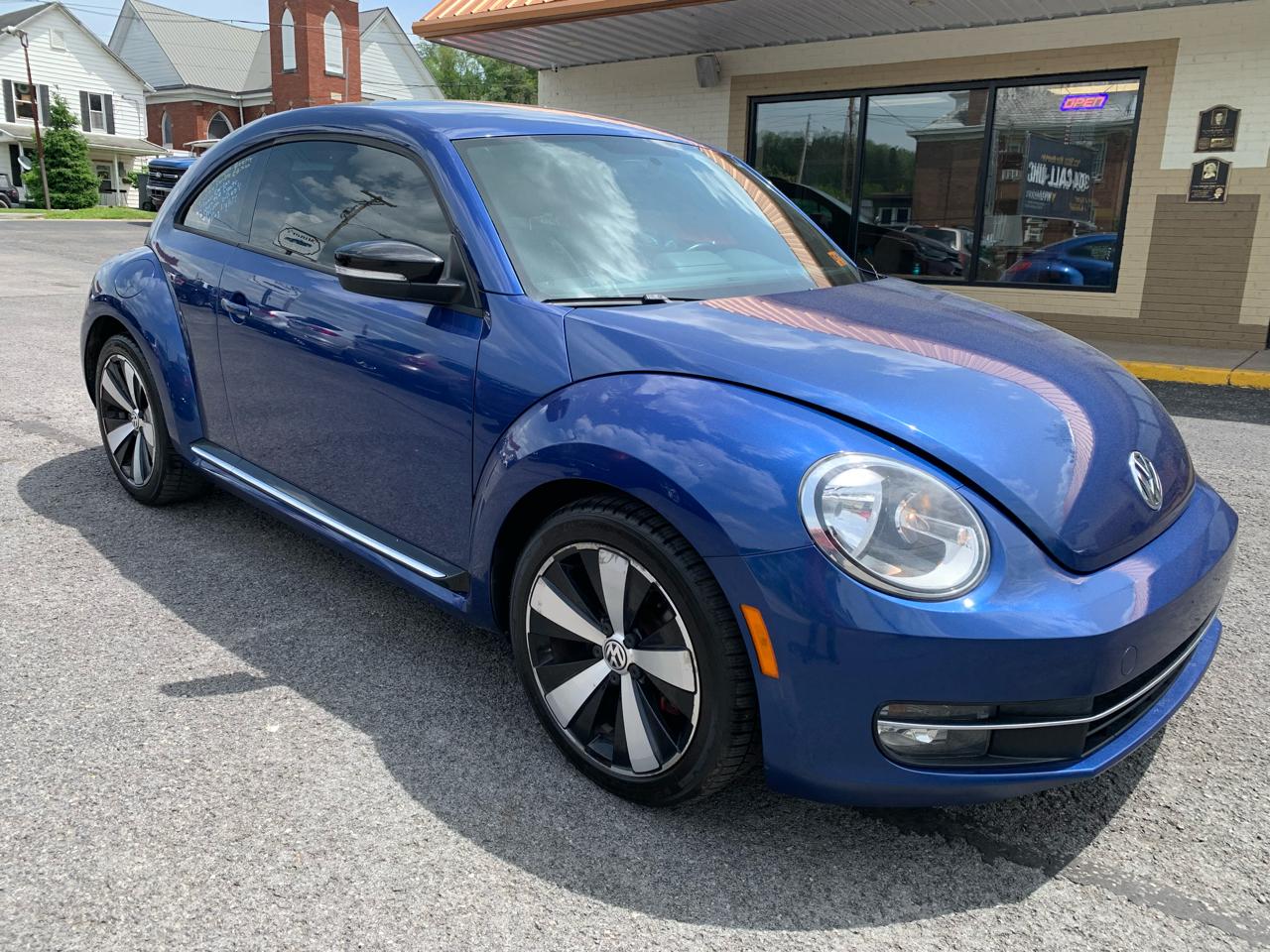 Volkswagen Beetle 2.0T Turbo 2013