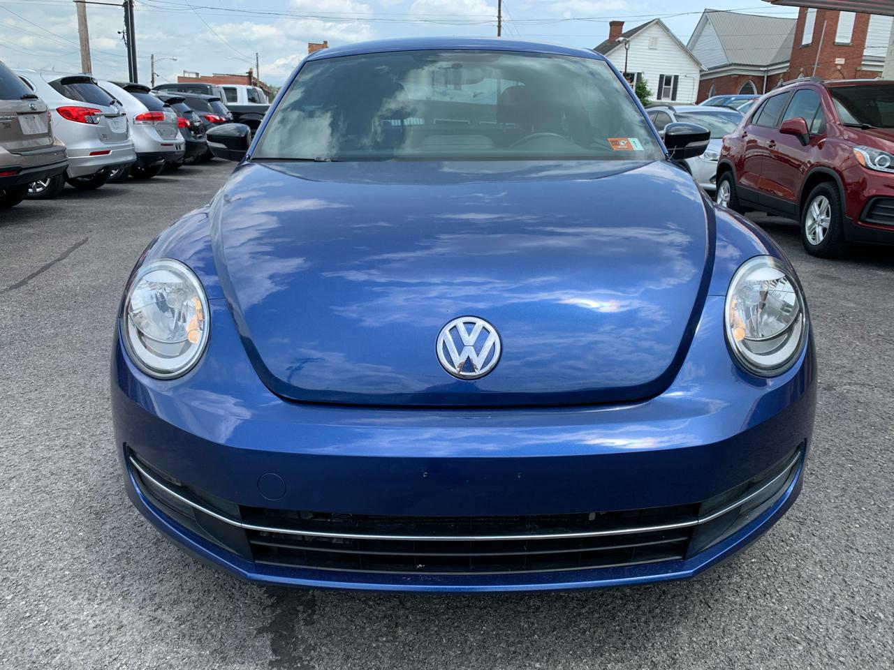 Volkswagen Beetle 2.0T Turbo 2013