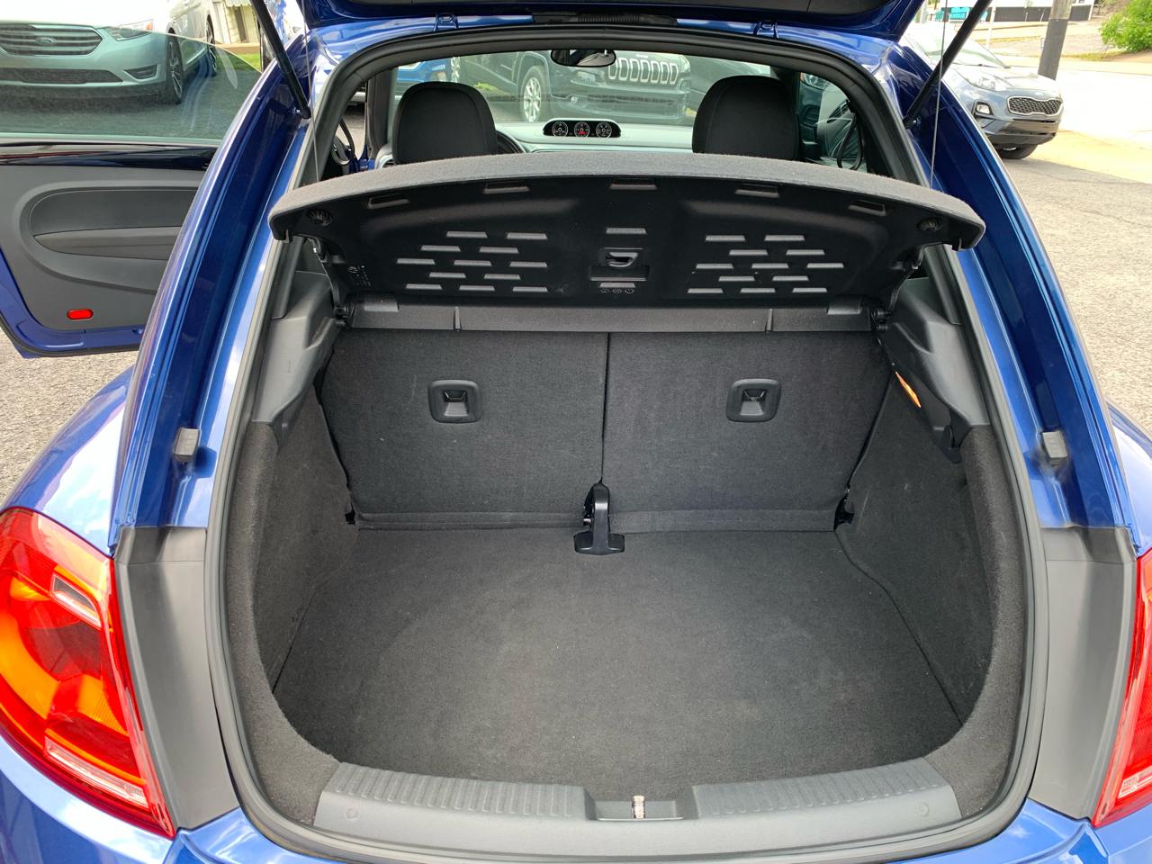 Volkswagen Beetle 2.0T Turbo 2013