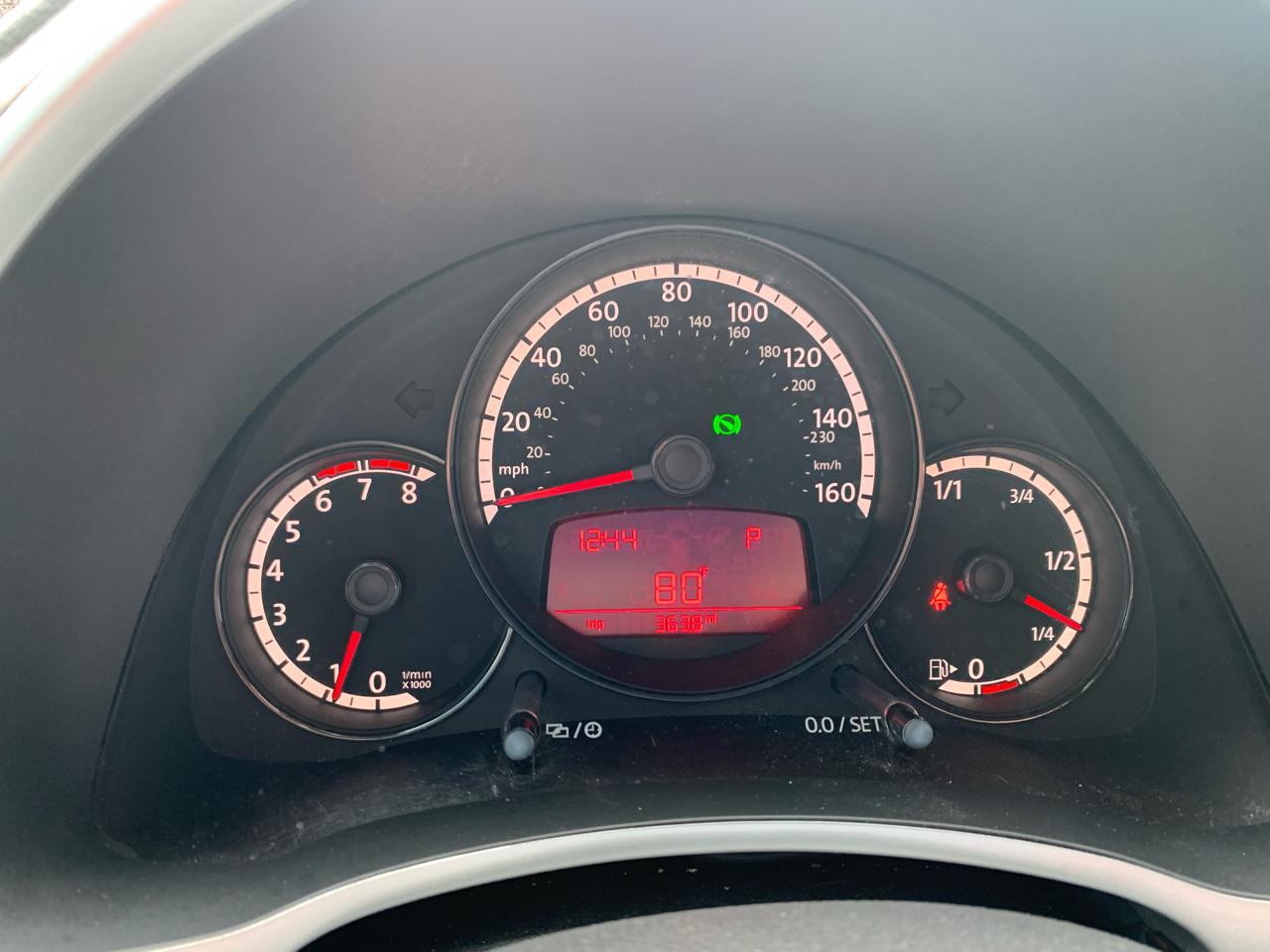Volkswagen Beetle 2.0T Turbo 2013