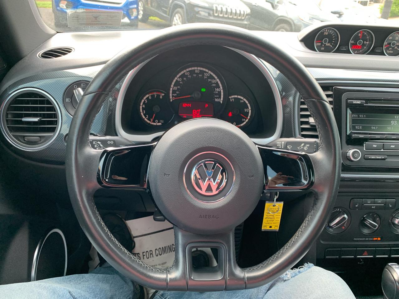 Volkswagen Beetle 2.0T Turbo 2013