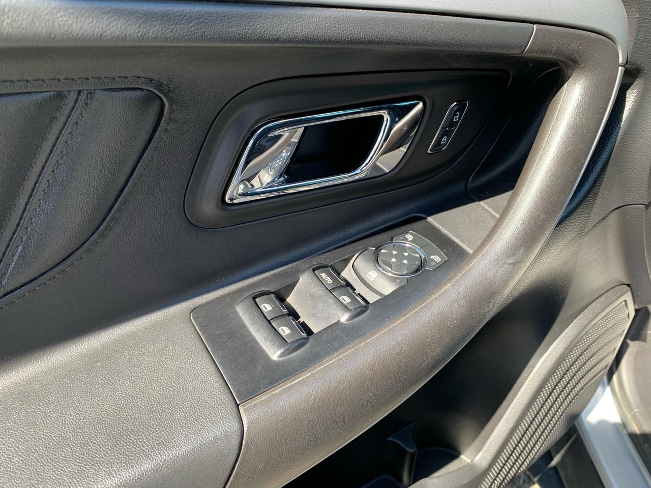 Ford Taurus SEL AWD 2017