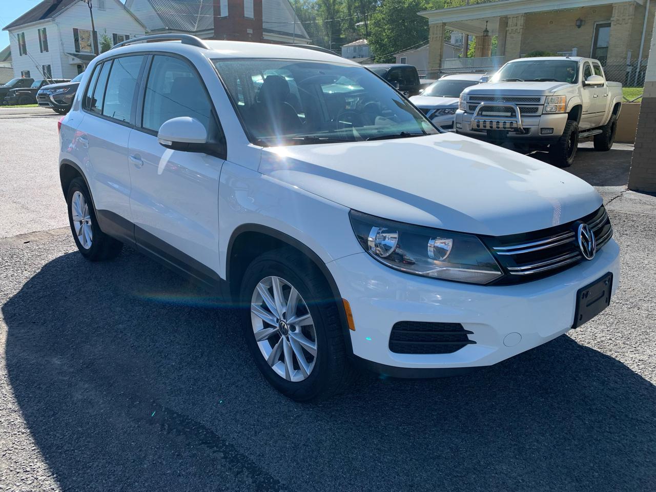 Volkswagen Tiguan S 4Motion 2017