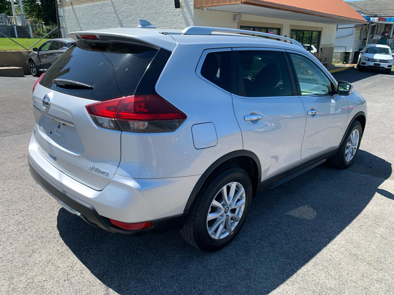 Nissan Rogue SV AWD 2018