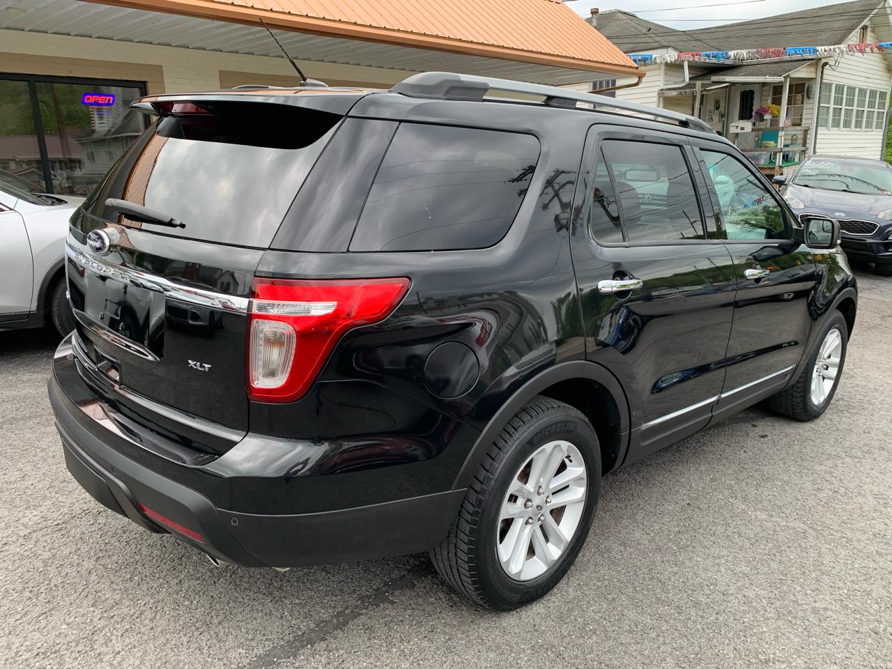 Ford Explorer XLT 4WD 2014