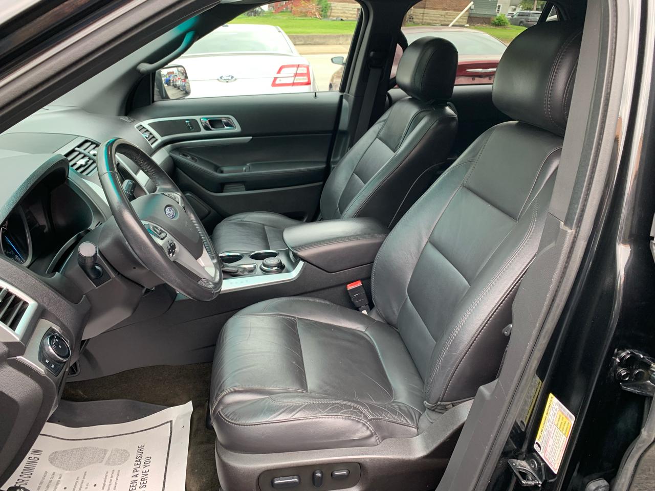 Ford Explorer XLT 4WD 2014