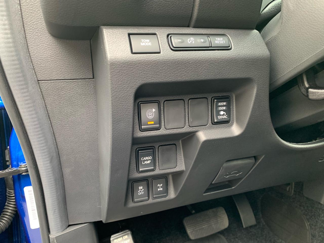 Nissan Frontier PRO-4X Crew Cab 4WD 2026