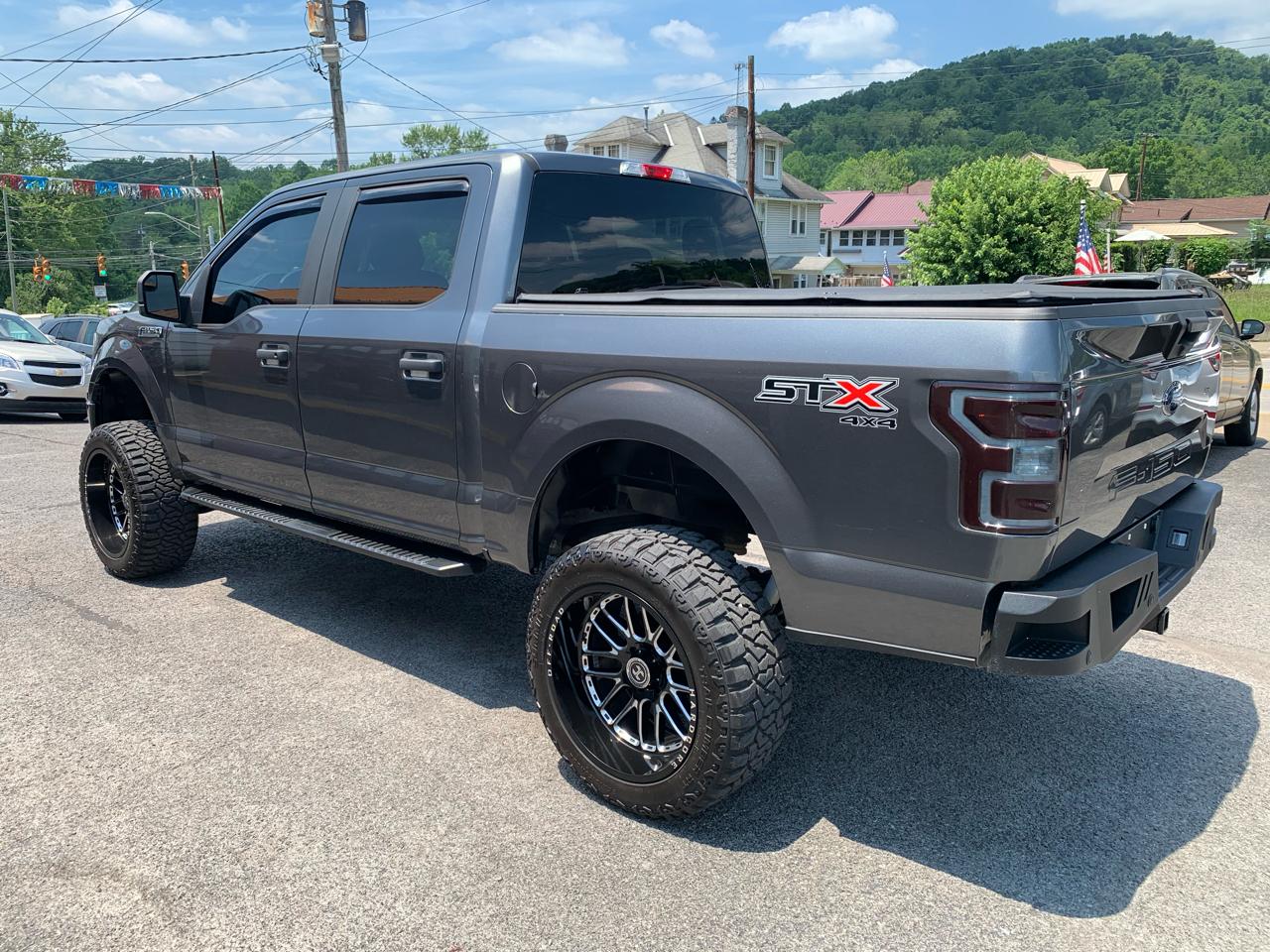 Ford F-150 XL SuperCrew 5.5-ft. Bed 4WD 2019
