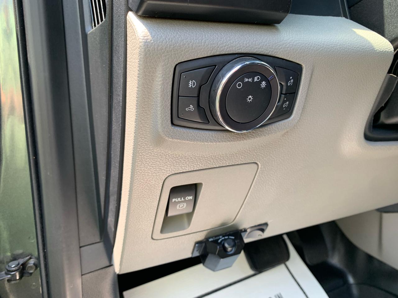 Ford F-150 XL SuperCrew 5.5-ft. Bed 4WD 2019