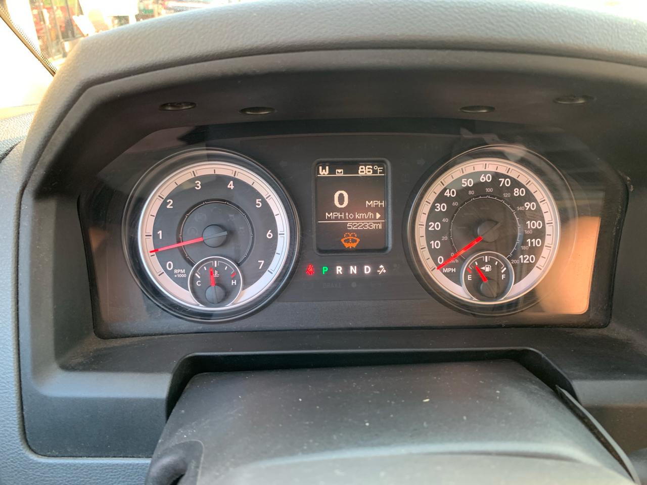 RAM 1500 4WD Crew Cab 140.5" Express 2014