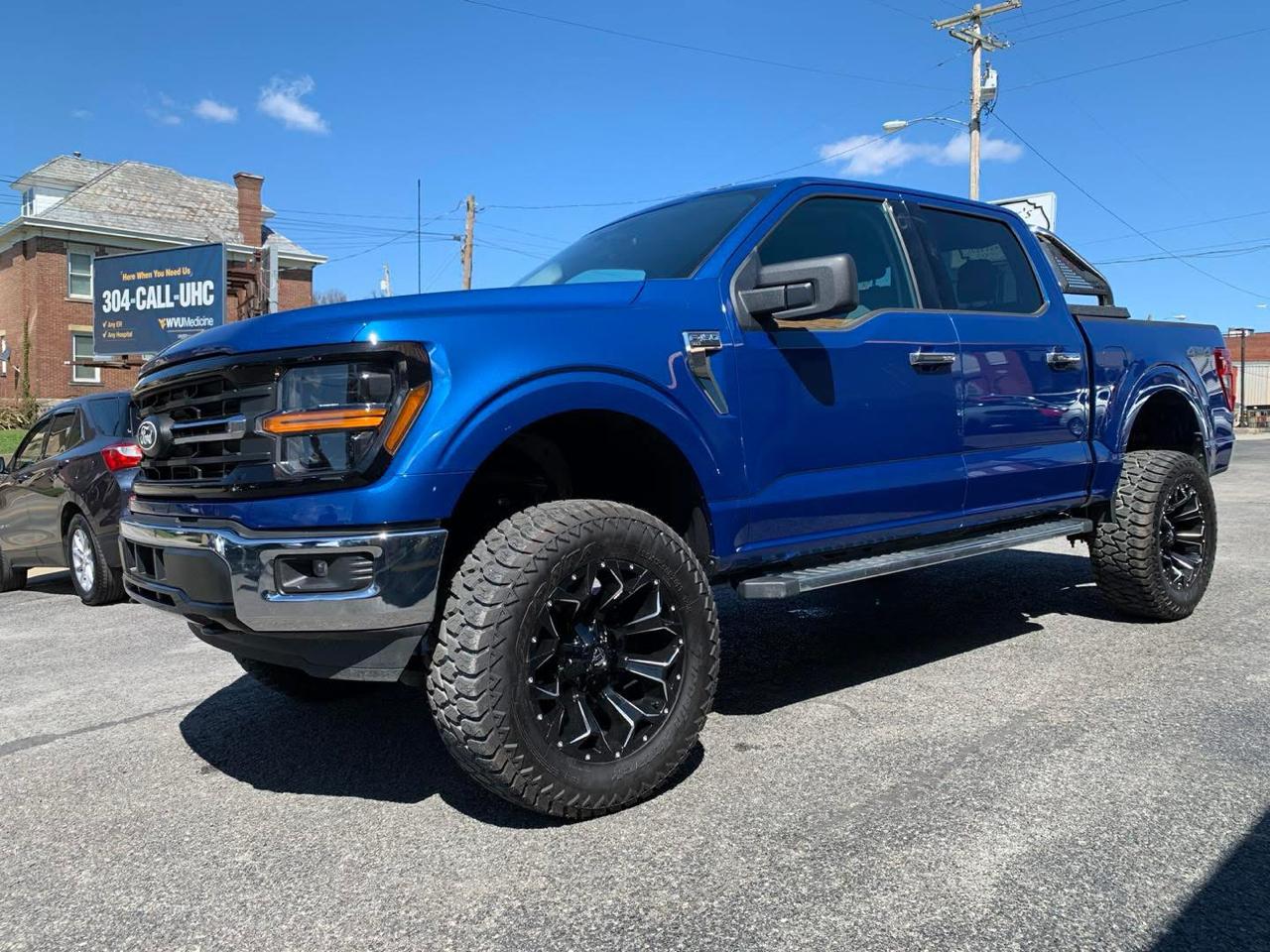 Ford F-150 4WD SuperCrew 145" XLT 2025