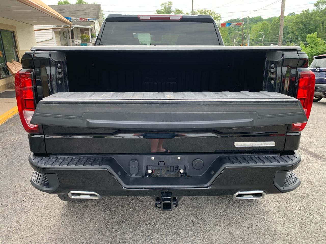 GMC Sierra 1500 Elevation Crew Cab 4WD 2023