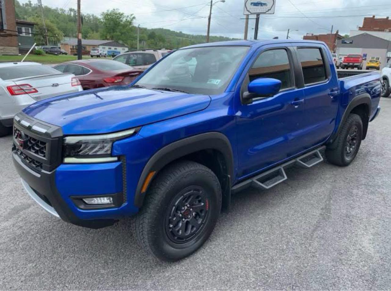 Nissan Frontier PRO-4X Crew Cab 4WD 2026