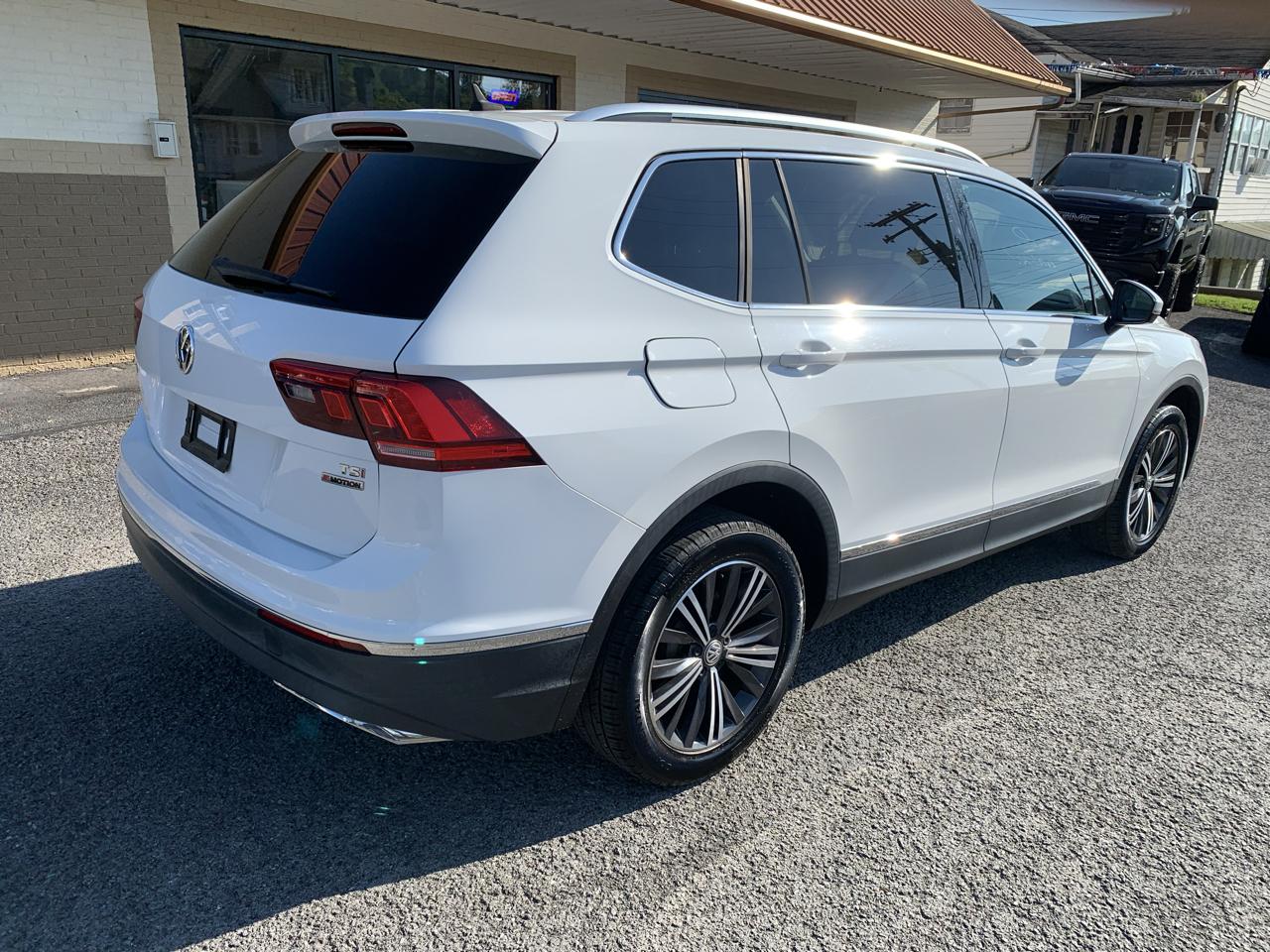 Volkswagen Tiguan SEL 4D SUV 4Motion 2018