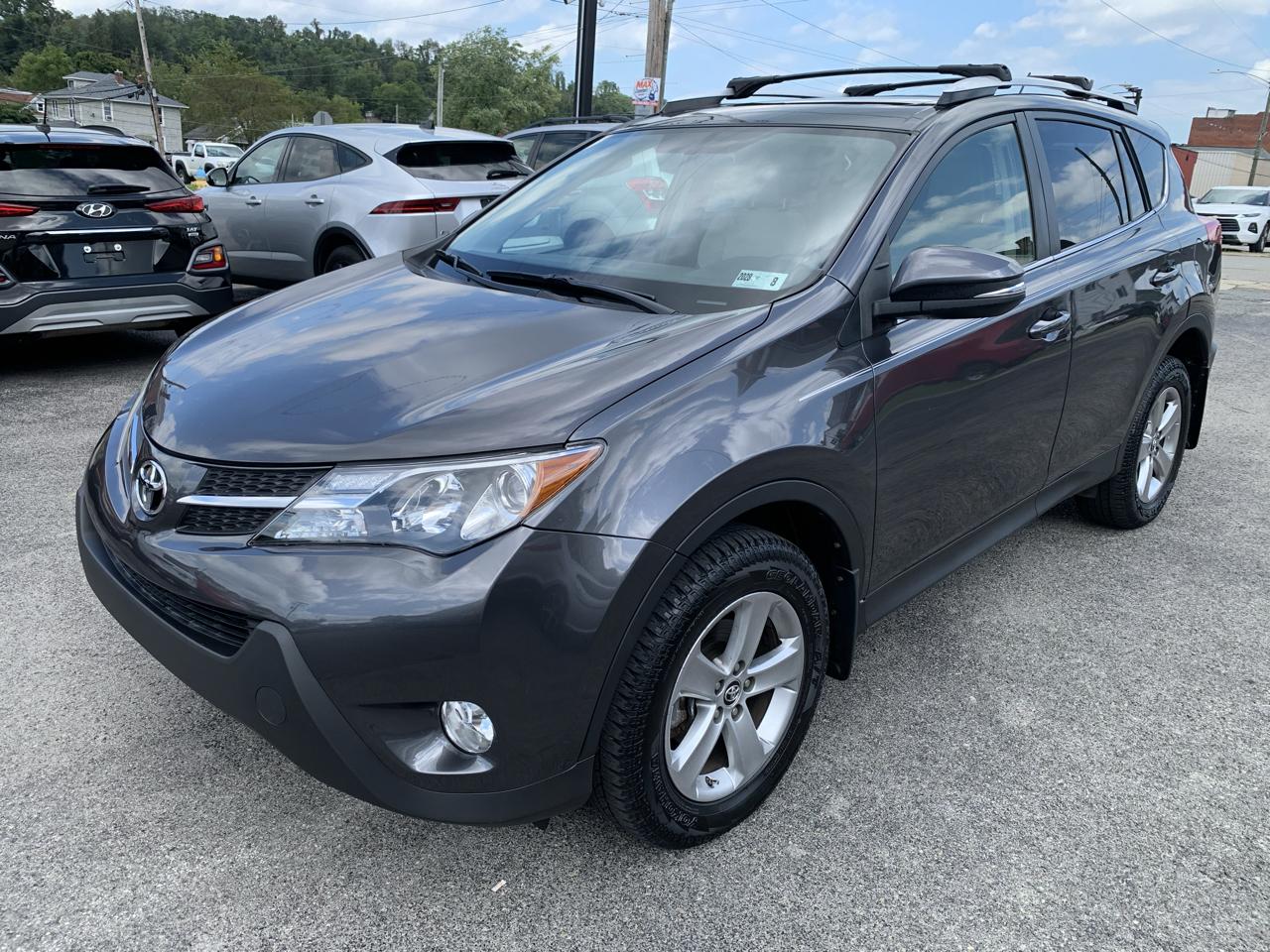 Toyota RAV4 XLE AWD 2015