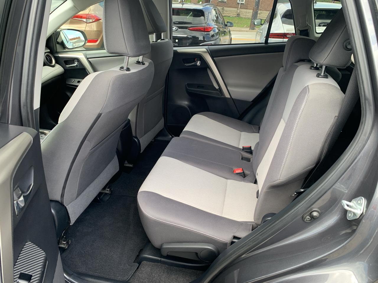 Toyota RAV4 XLE AWD 2015