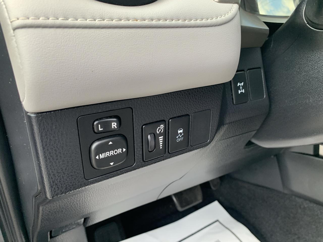 Toyota RAV4 XLE AWD 2015