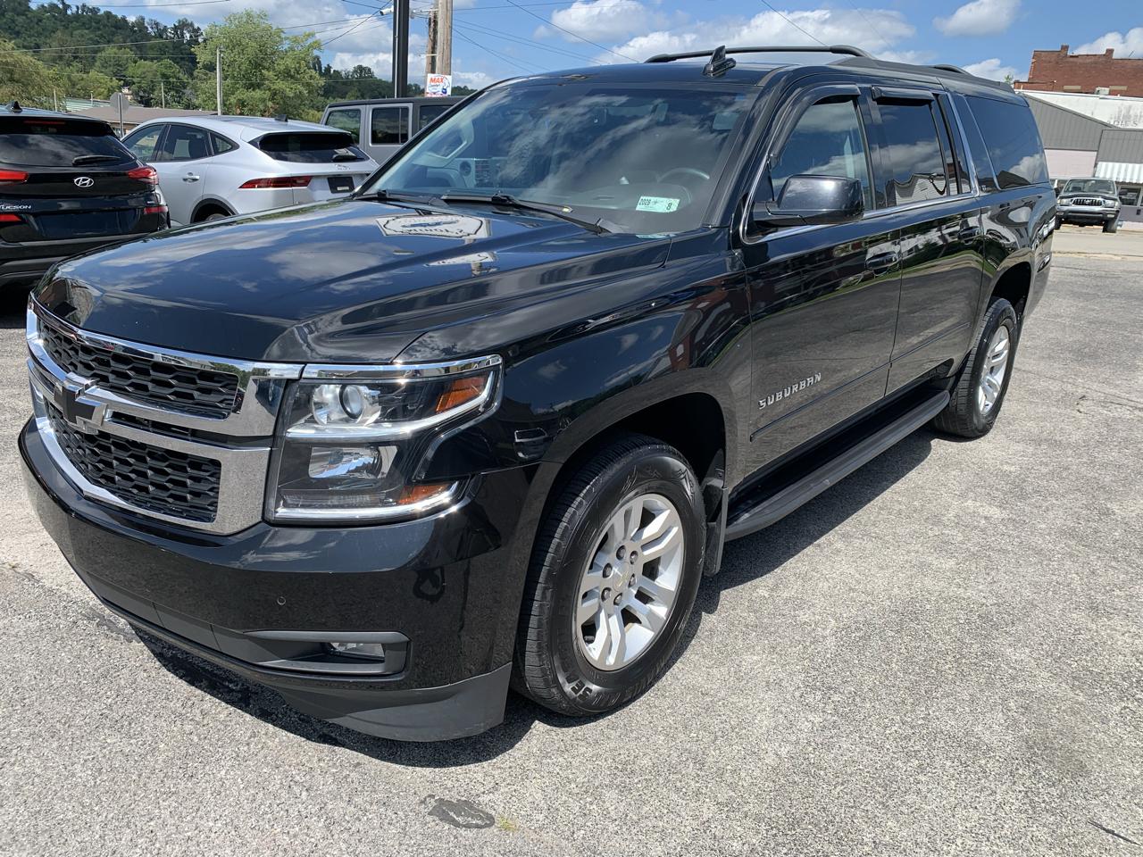 Chevrolet Suburban LT 4WD 2019
