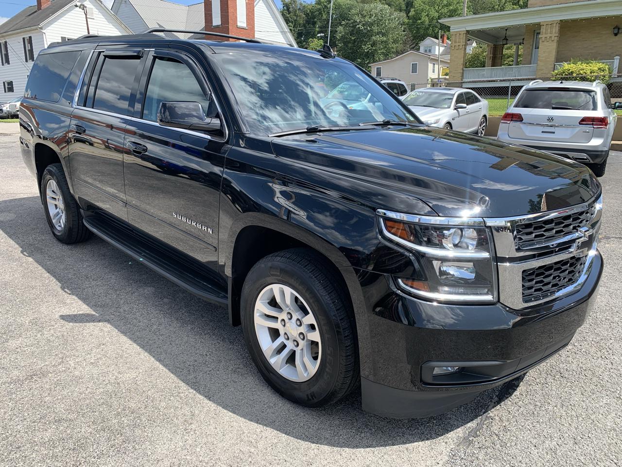 Chevrolet Suburban LT 4WD 2019
