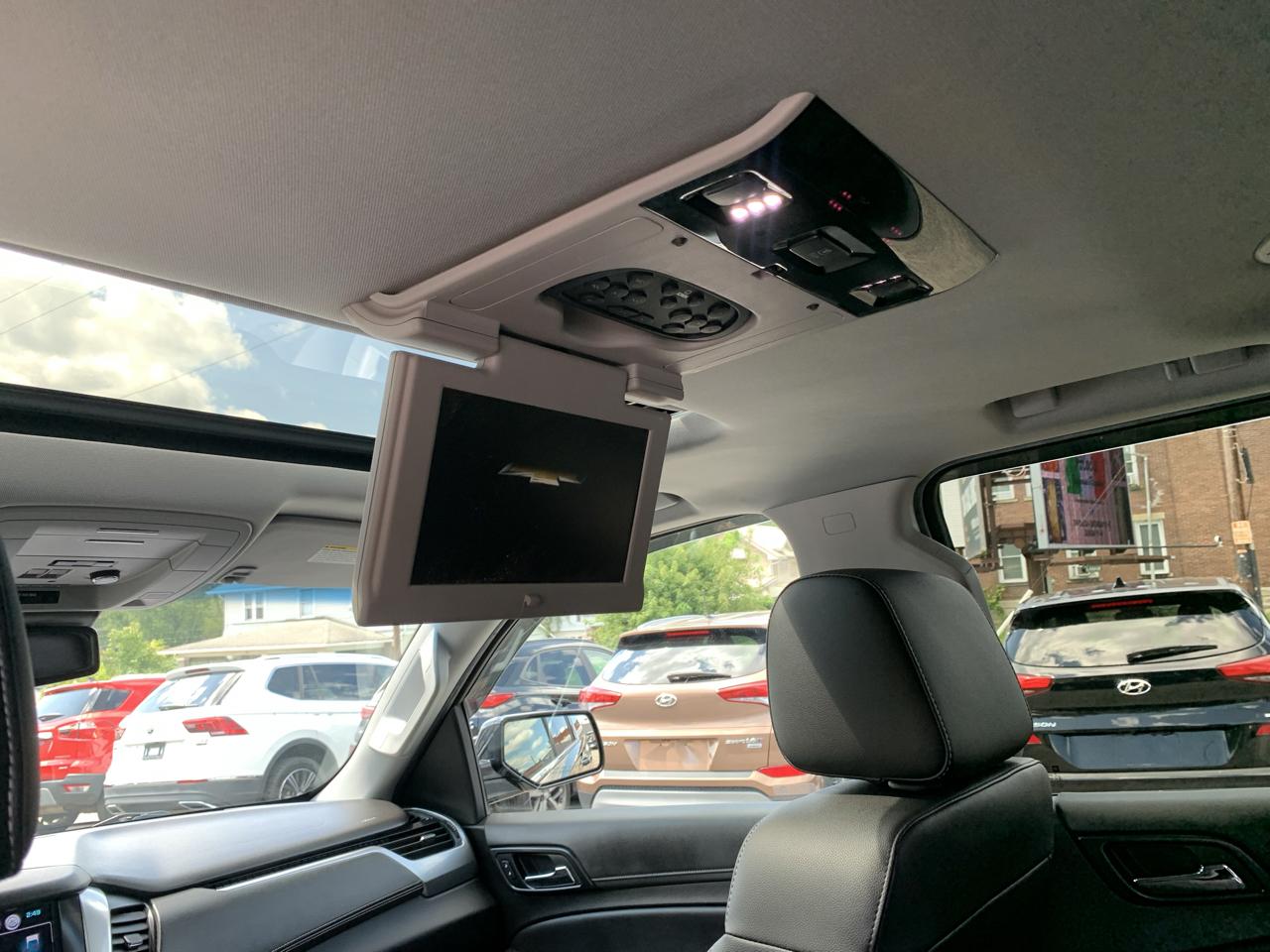 Chevrolet Suburban LT 4WD 2019
