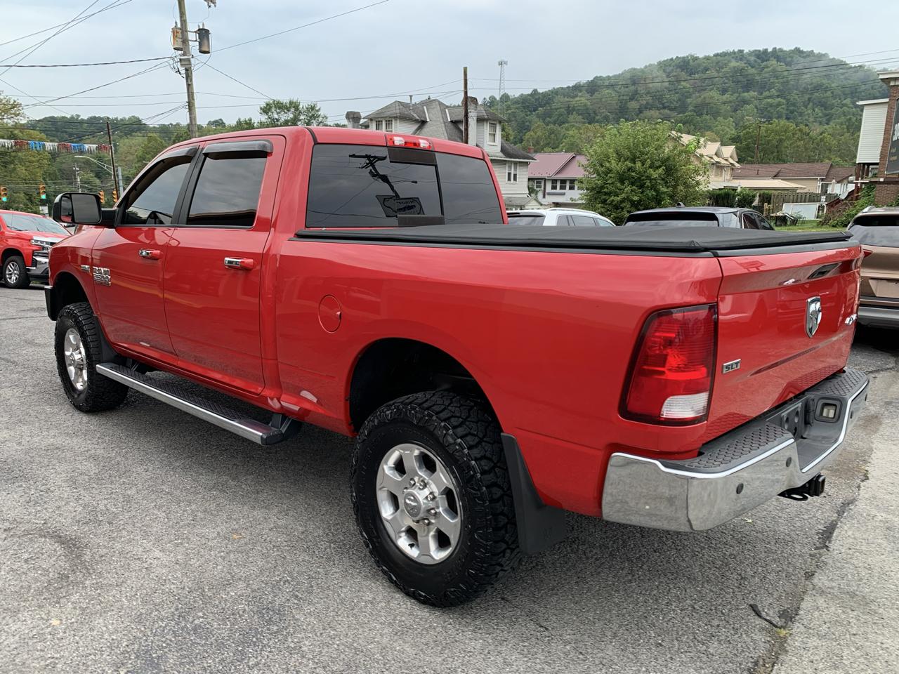 RAM 2500 SLT Crew Cab SWB 4WD 2016