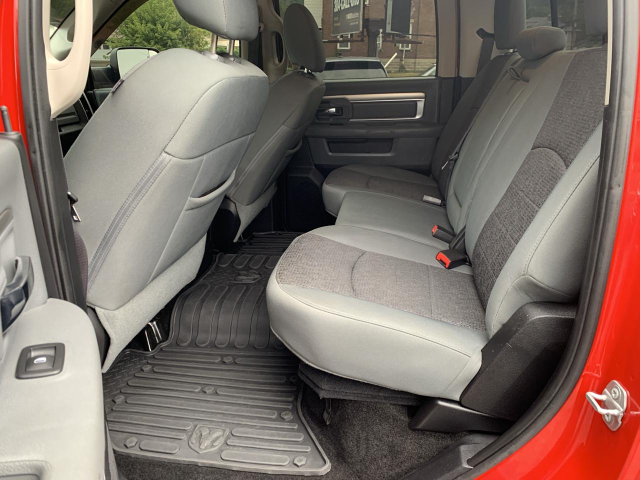 RAM 2500 SLT Crew Cab SWB 4WD 2016