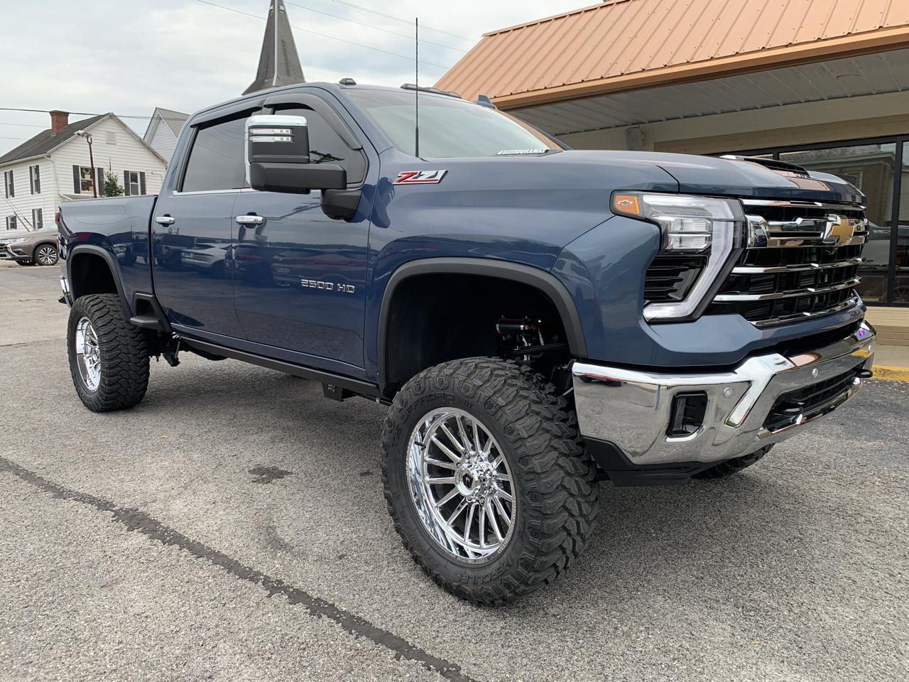 Chevrolet Silverado 2500HD LTZ Crew Cab Short Box 4WD 2024