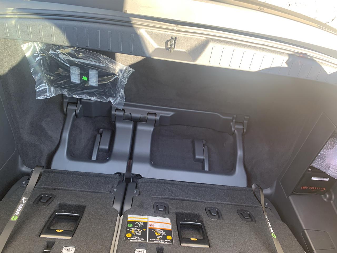 Toyota Sienna XLE 7-Passenger AWD 2026