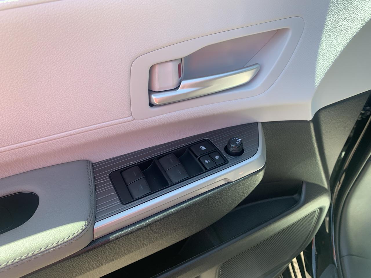 Toyota Sienna XLE 7-Passenger AWD 2026
