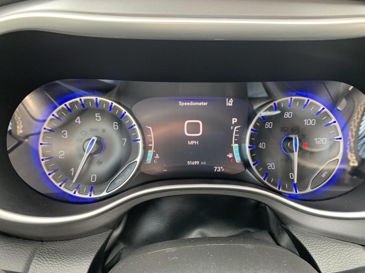 Chrysler Pacifica Touring L 2023