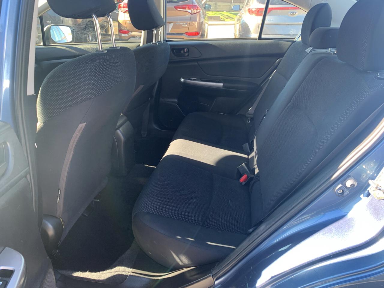 Subaru Impreza 2.0i PZEV CVT 4-Door 2016