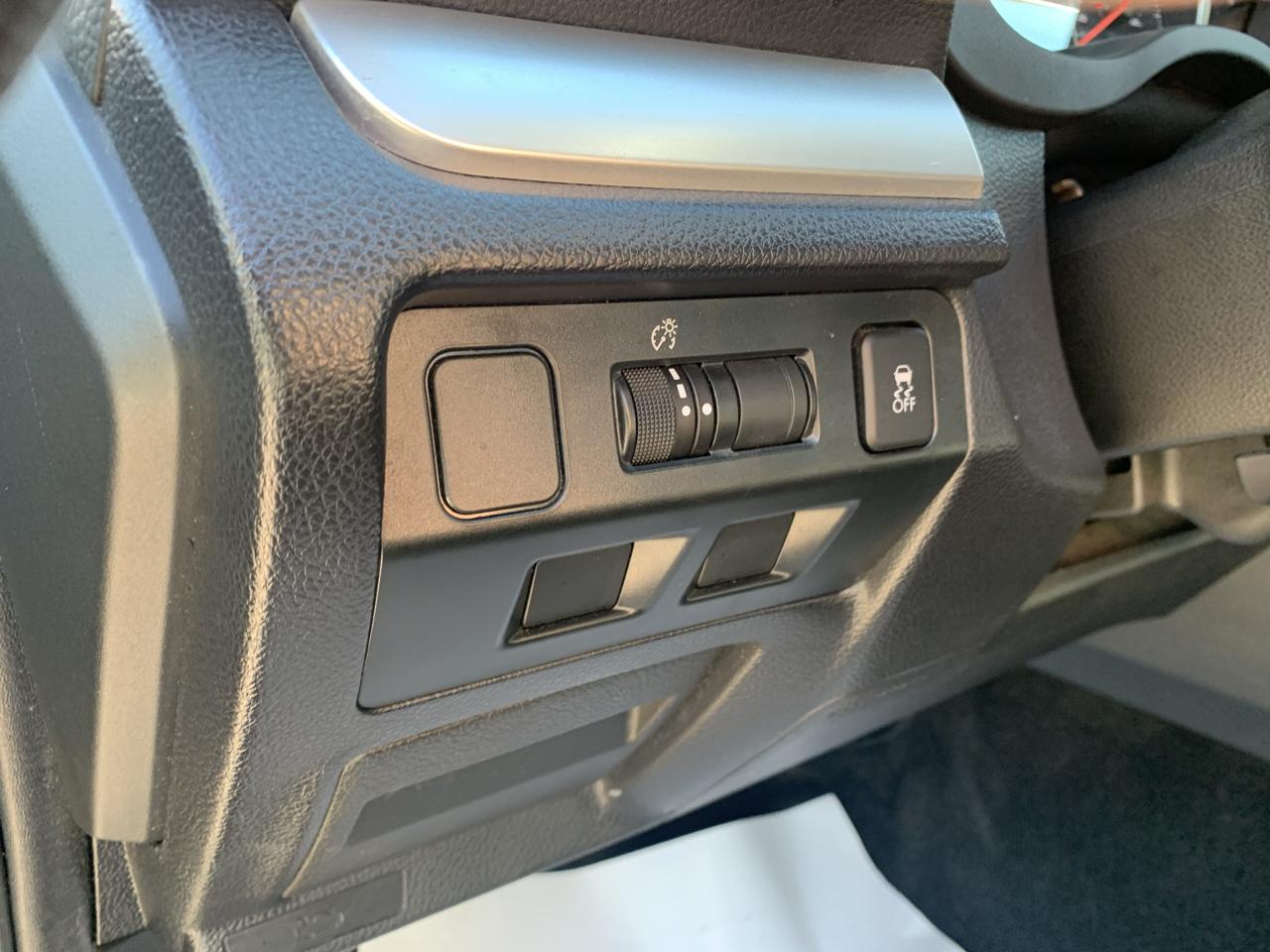 Subaru Impreza 2.0i PZEV CVT 4-Door 2016