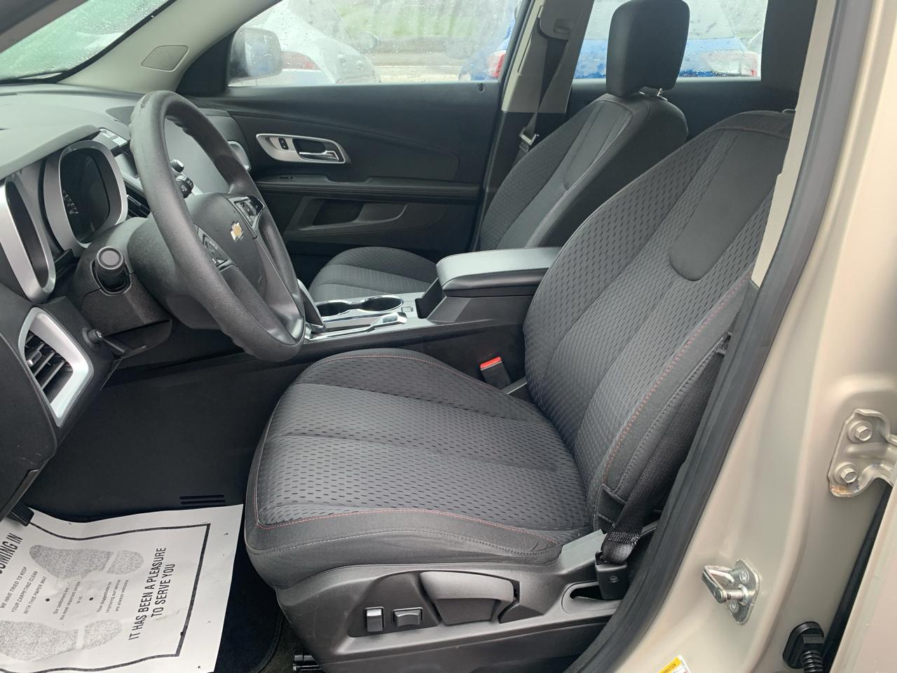 Chevrolet Equinox LS AWD 2012