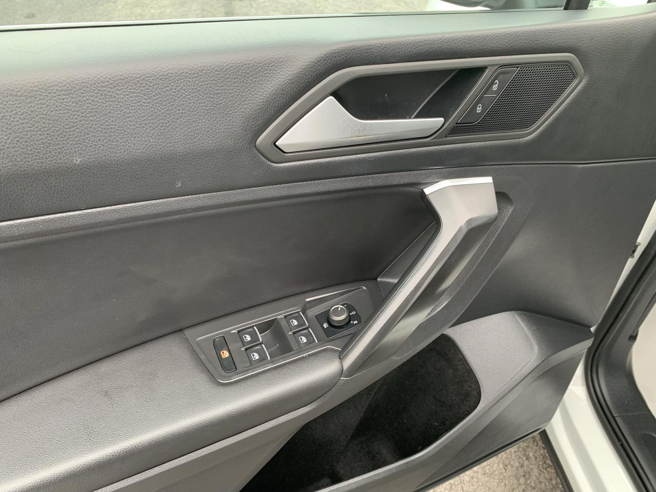 Volkswagen Tiguan SE 4Motion 2021