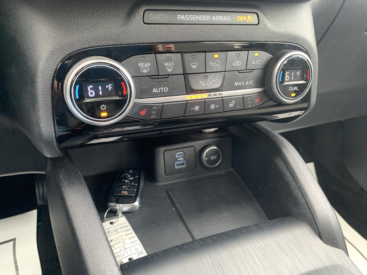 Ford Escape SE AWD 2021