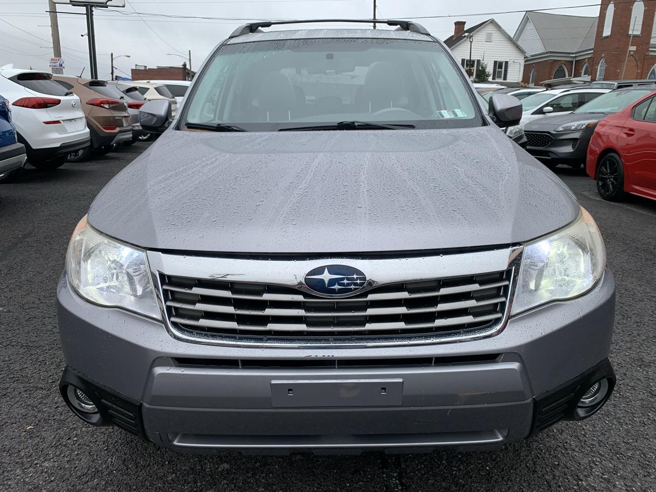Subaru Forester 2.5X Limited 2010