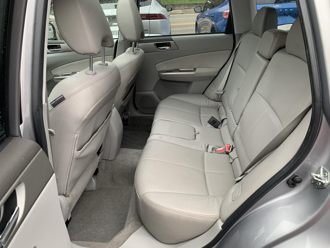 Subaru Forester 2.5X Limited 2010
