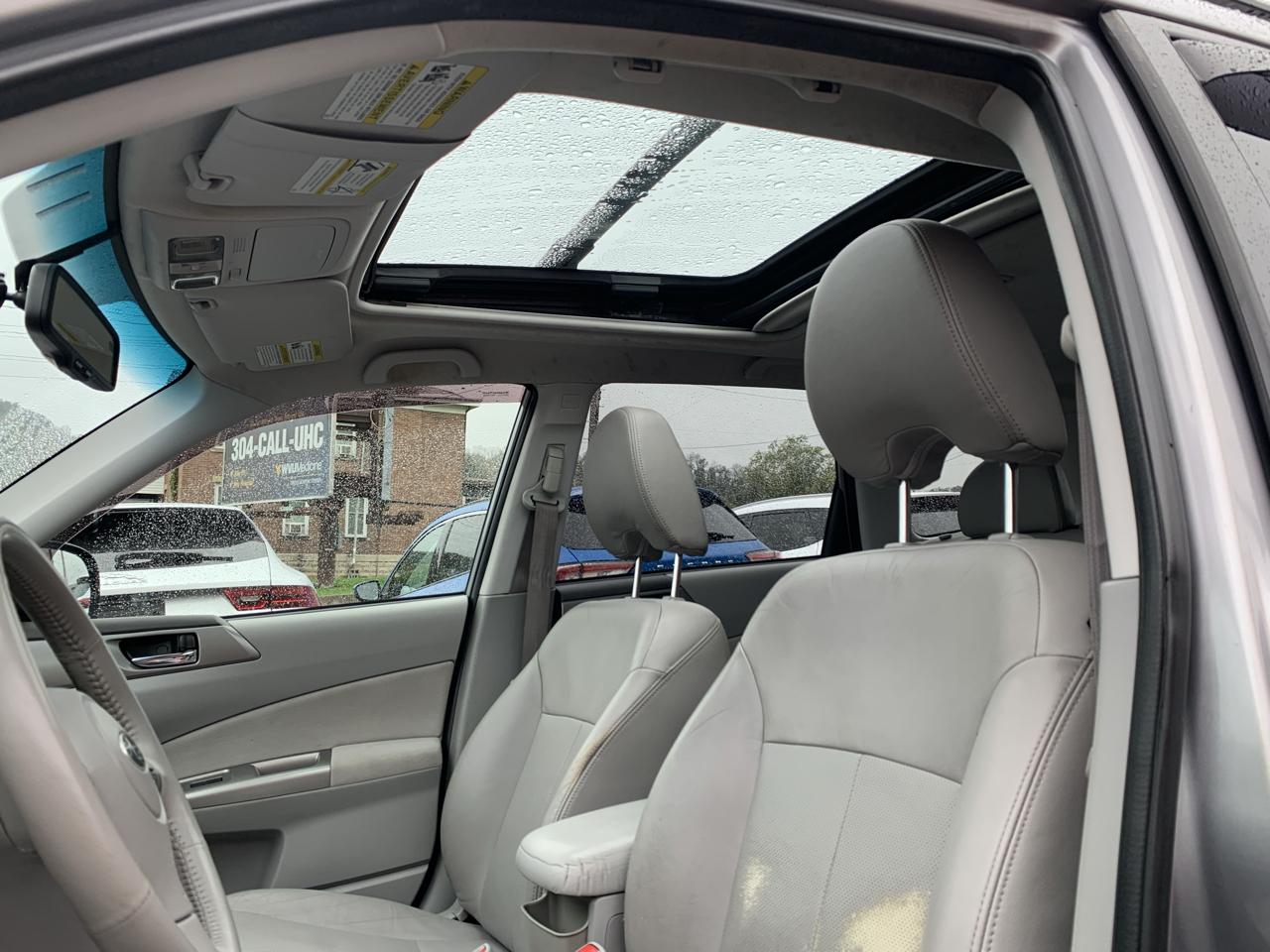 Subaru Forester 2.5X Limited 2010