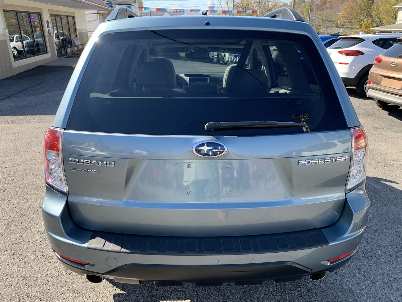 Subaru Forester 2.5X Limited 2010