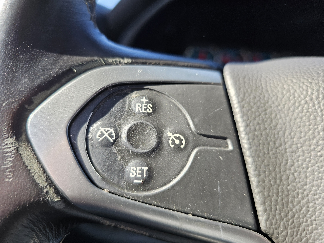 Chevrolet Silverado 1500 LT Crew Cab 4WD 2015