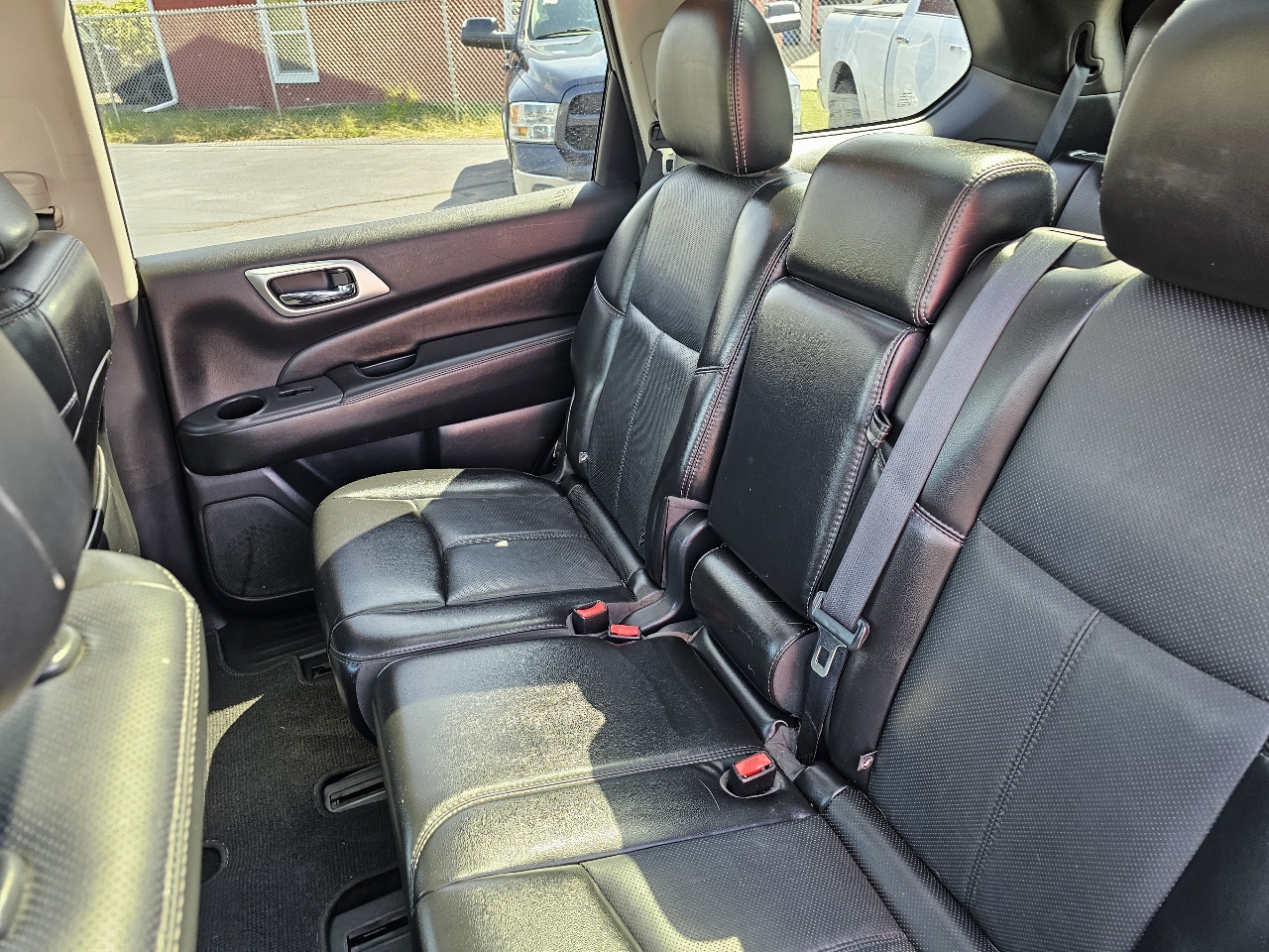 Nissan Pathfinder S 4WD 2017 Nissan Pathfinder S 4WD 2017