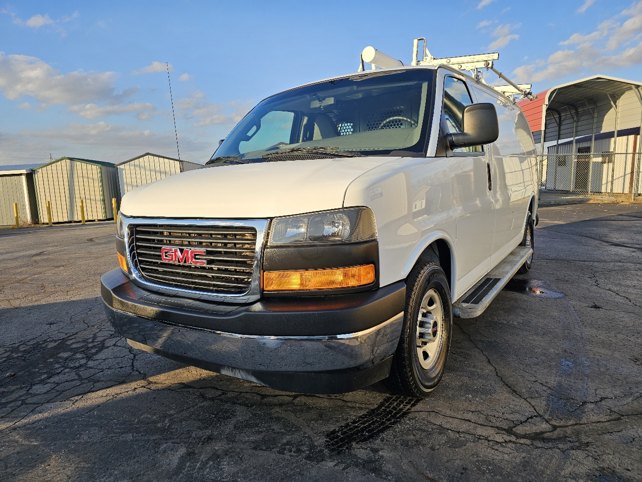 GMC Savana G2500 Cargo 2017
