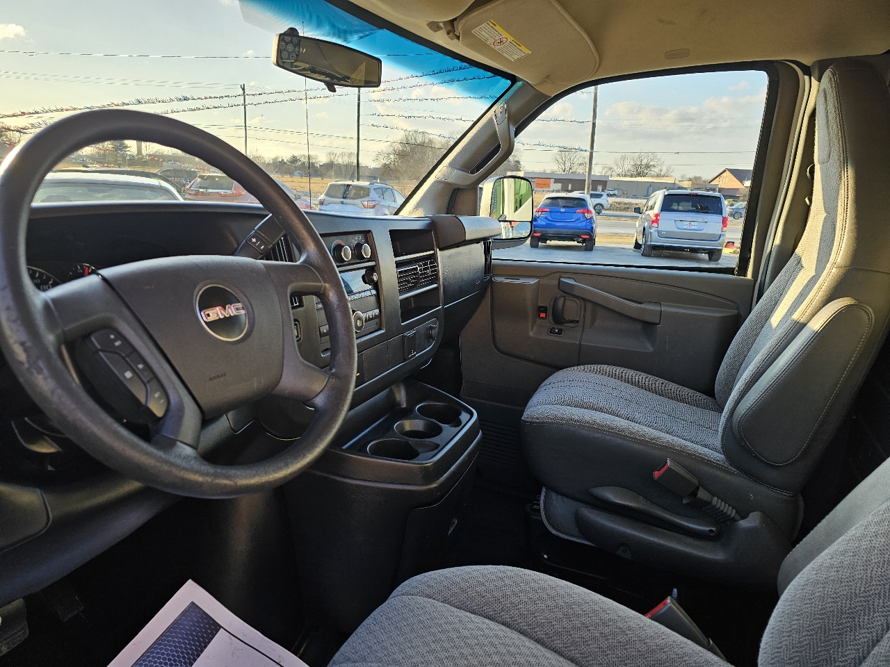 GMC Savana G2500 Cargo 2017