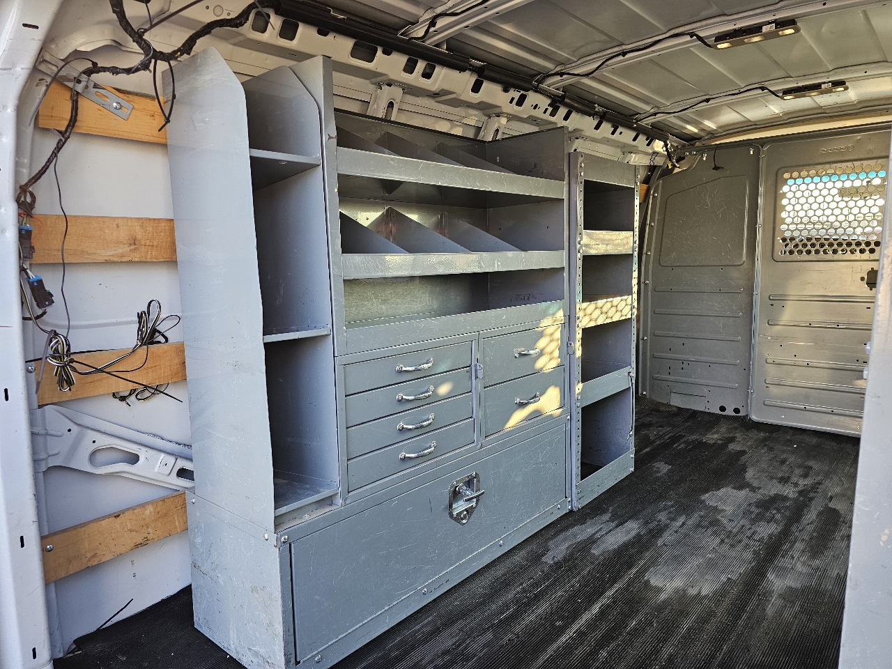 GMC Savana G2500 Cargo 2017