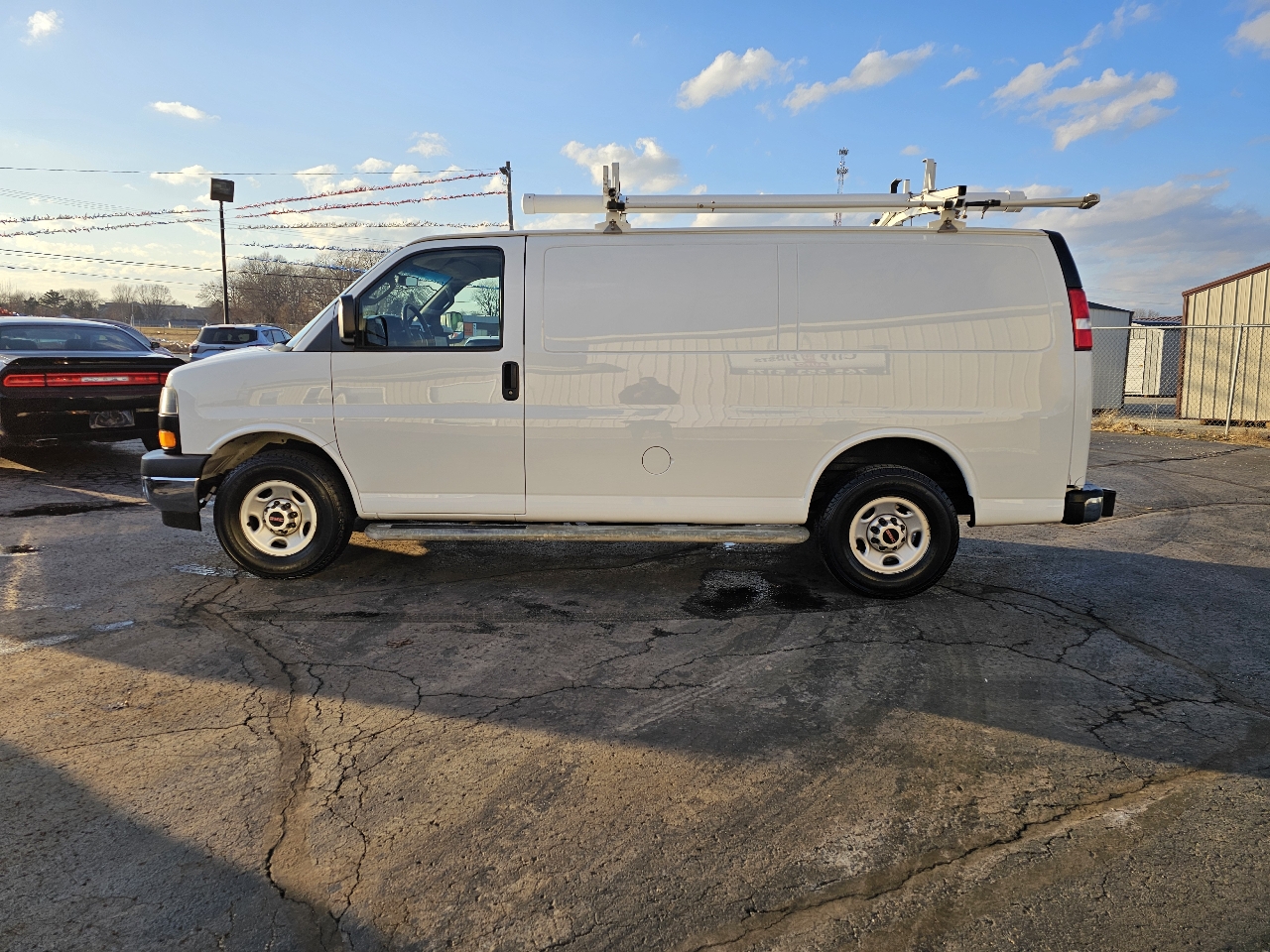 GMC Savana G2500 Cargo 2017