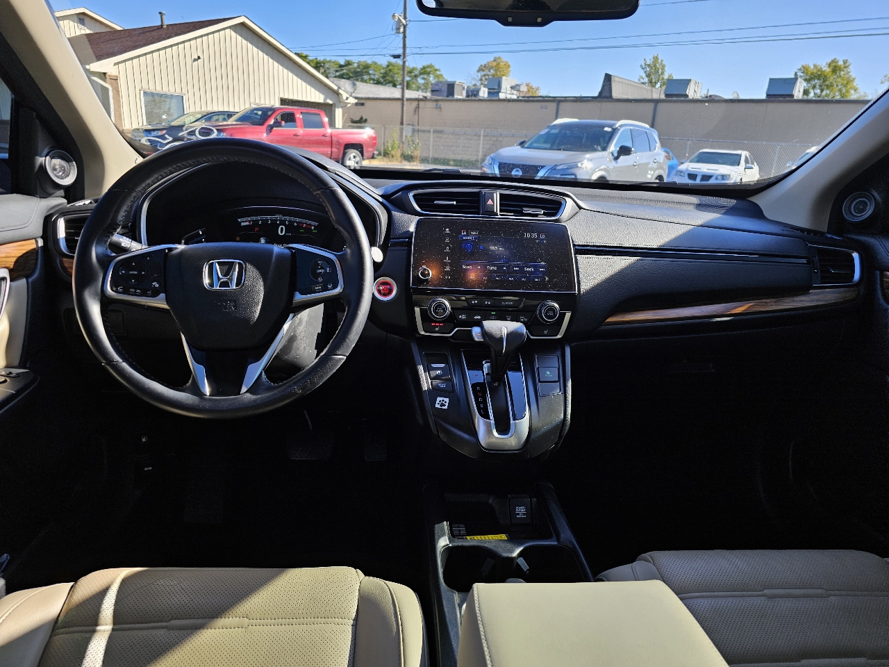 2018 Honda CR-V Touring photo 3