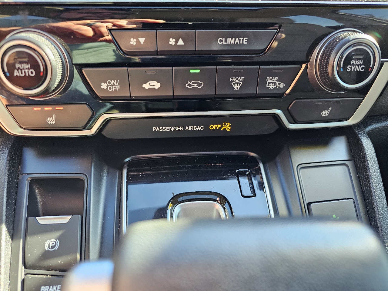 2018 Honda CR-V Touring photo 16