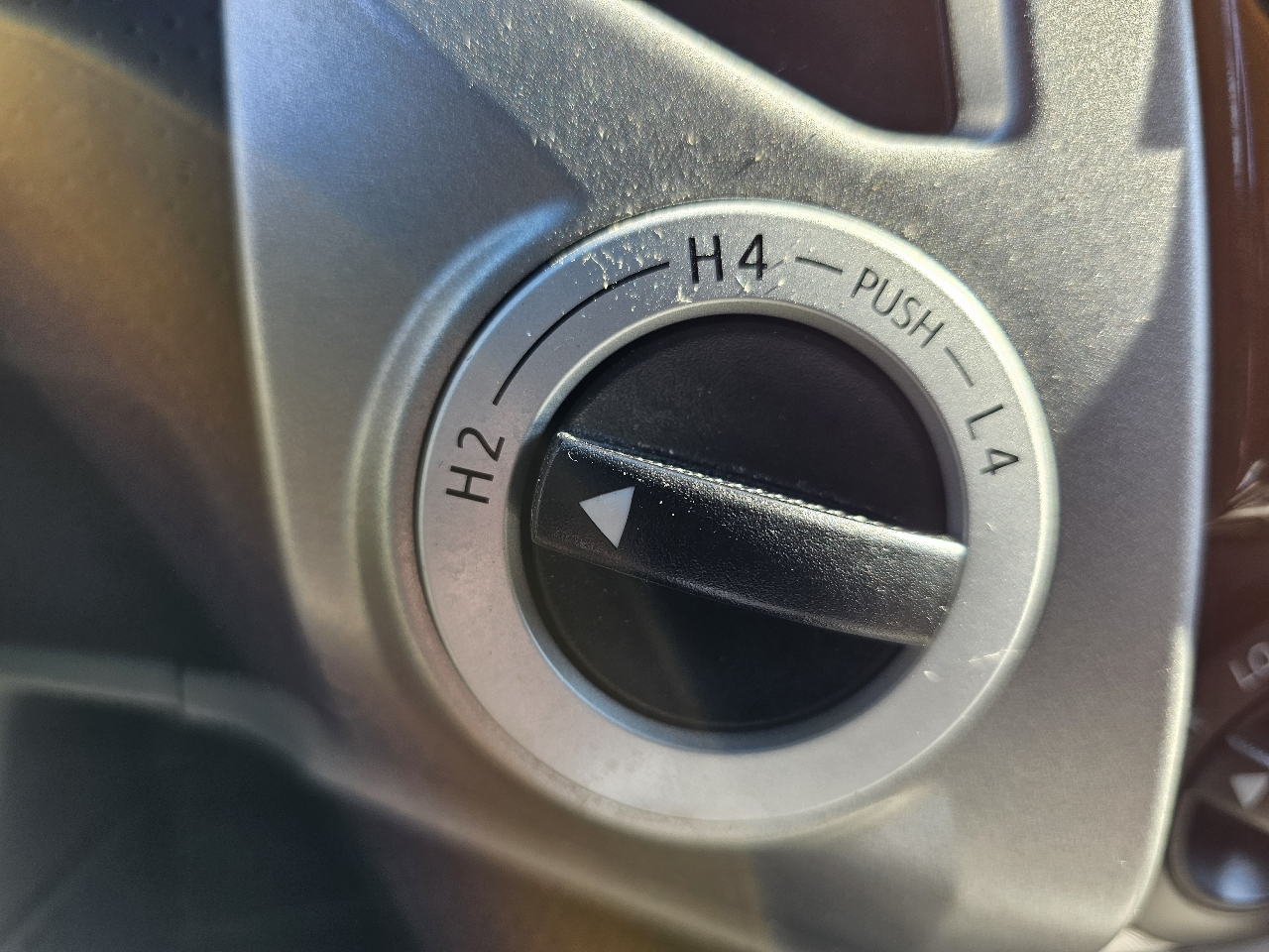 2013 Toyota Tacoma Double Cab V6 4x4 photo 18